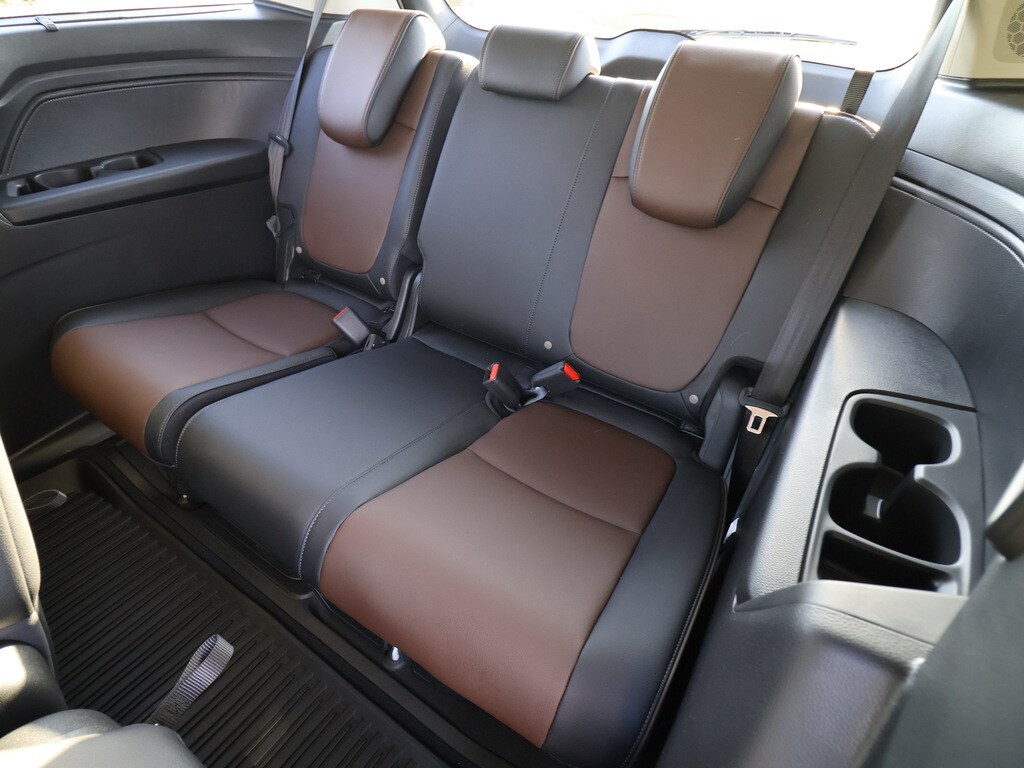 2025 Honda Odyssey Elite - Photo 17