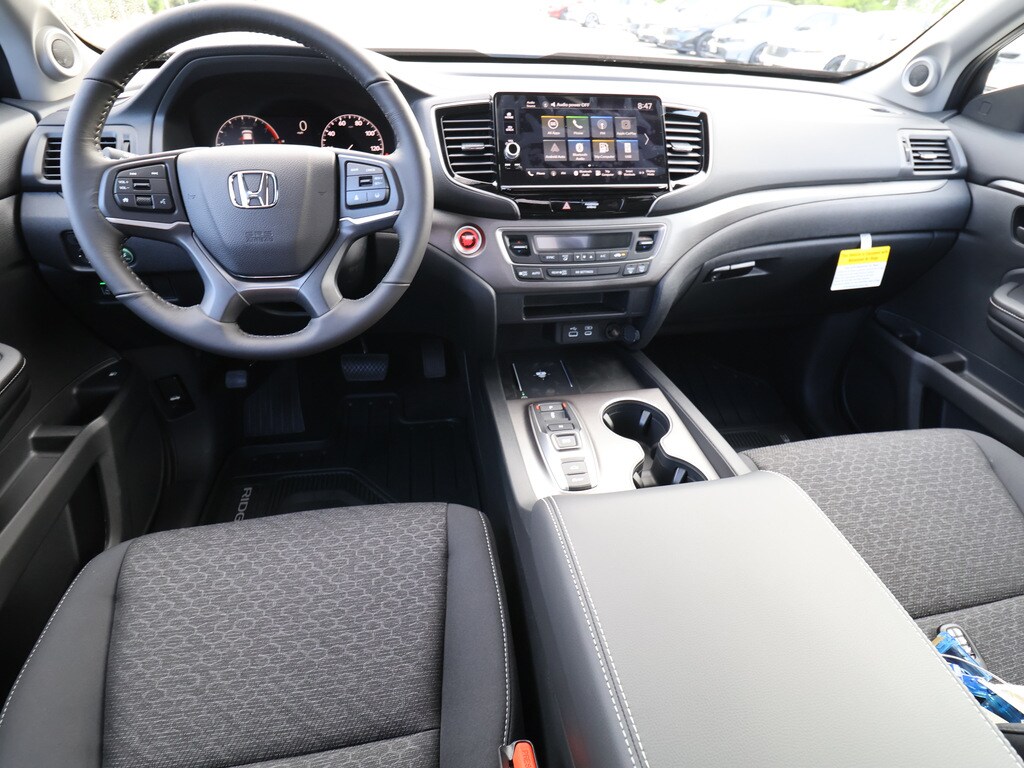 2025 Honda Ridgeline Sport - Photo 18