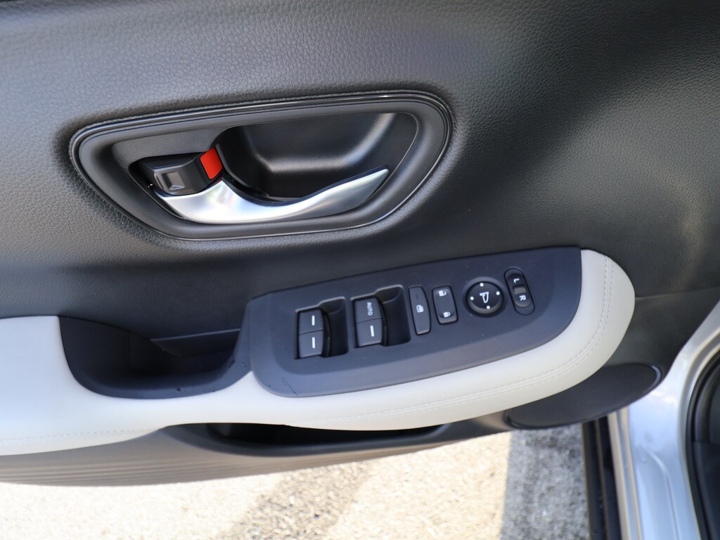 2025 Honda HR-V LX - Photo 13