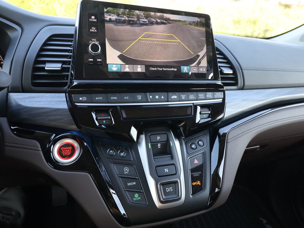 2025 Honda Odyssey Elite - Photo 19