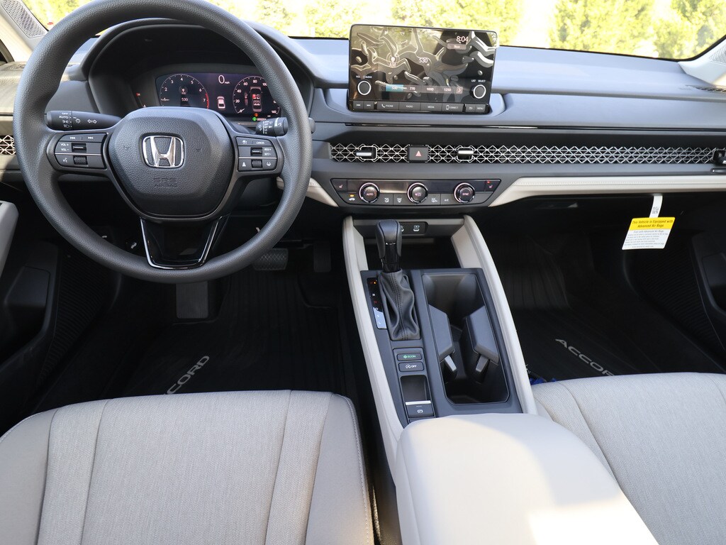 2025 Honda Accord SE - Photo 19