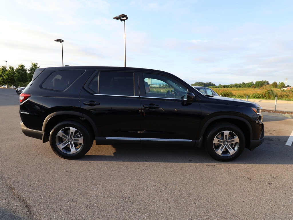 2025 Honda Pilot EX-L - Photo 6