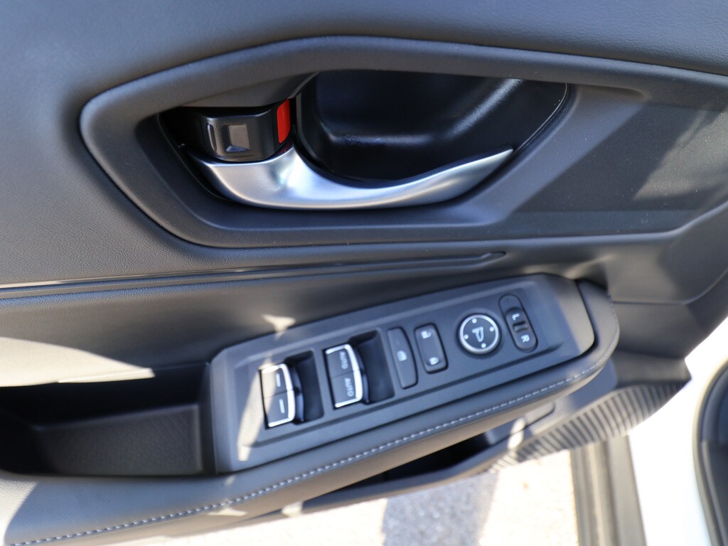 2025 Honda Accord Hybrid Sport - Photo 13