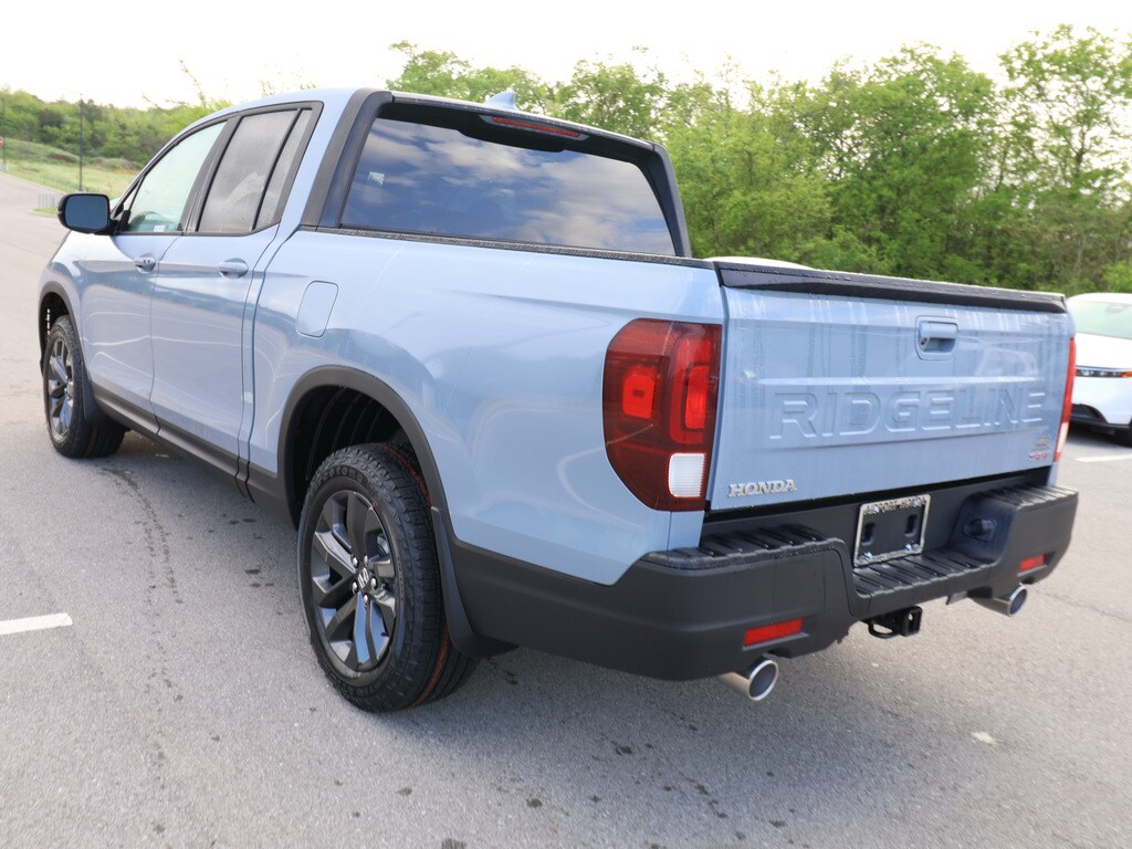 2025 Honda Ridgeline Sport - Photo 9