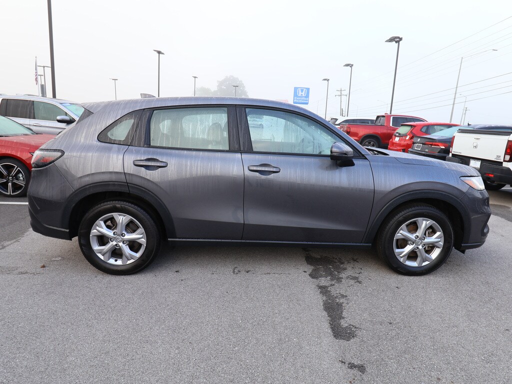 2023 Honda HR-V LX photo 4