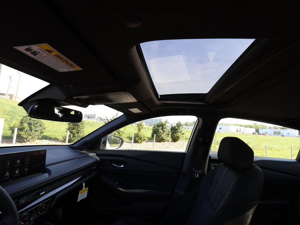 2025 Honda Accord Hybrid Sport - Photo 13