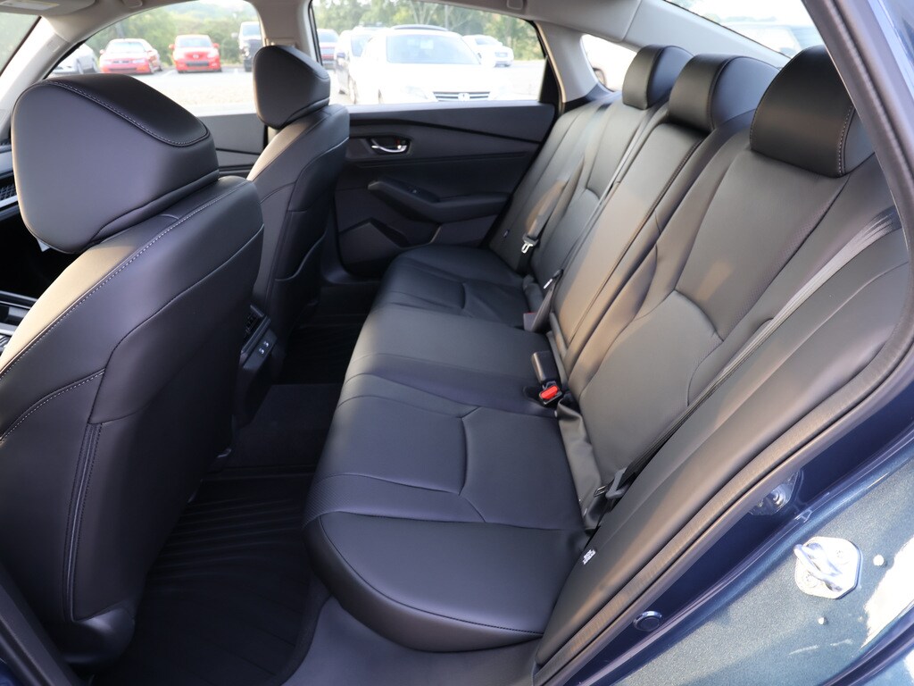 2025 Honda Accord Hybrid EX-L - Photo 17