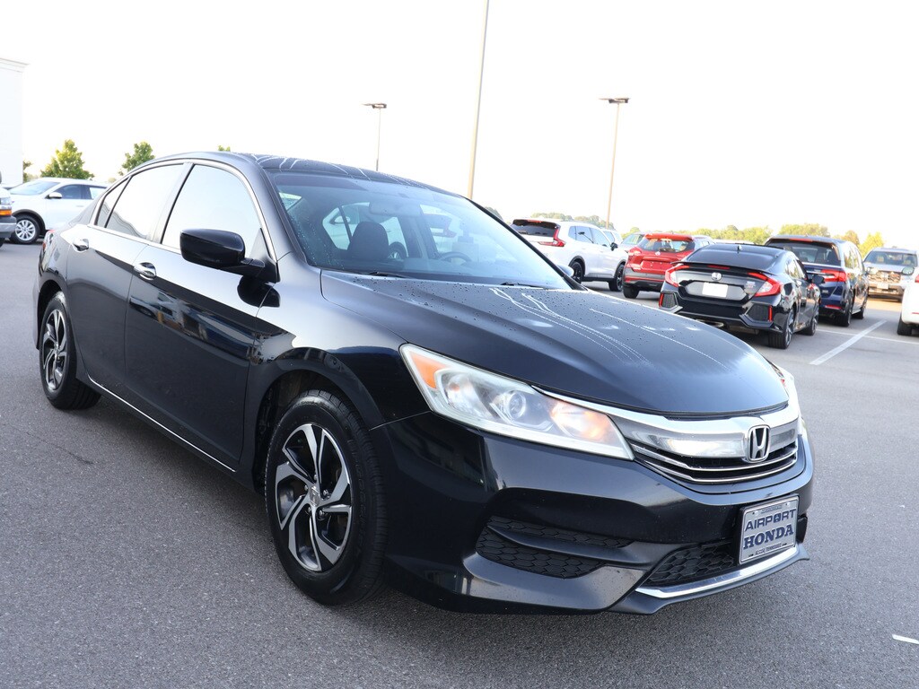 2016 Honda Accord LX photo 3