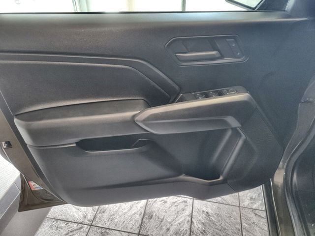 2024 Chevrolet Colorado Work Truck - Photo 13