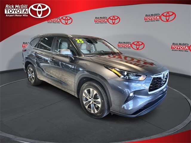 2025 Toyota Highlander SUV 