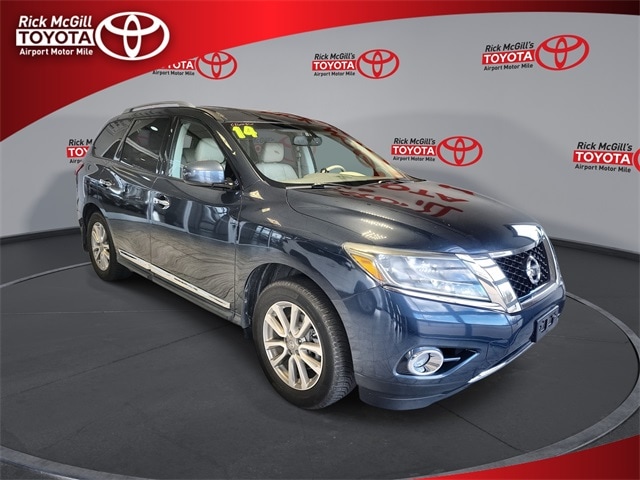 2014 Nissan Pathfinder SL