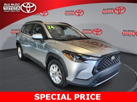 2024 Toyota Corolla Cross LE SUV