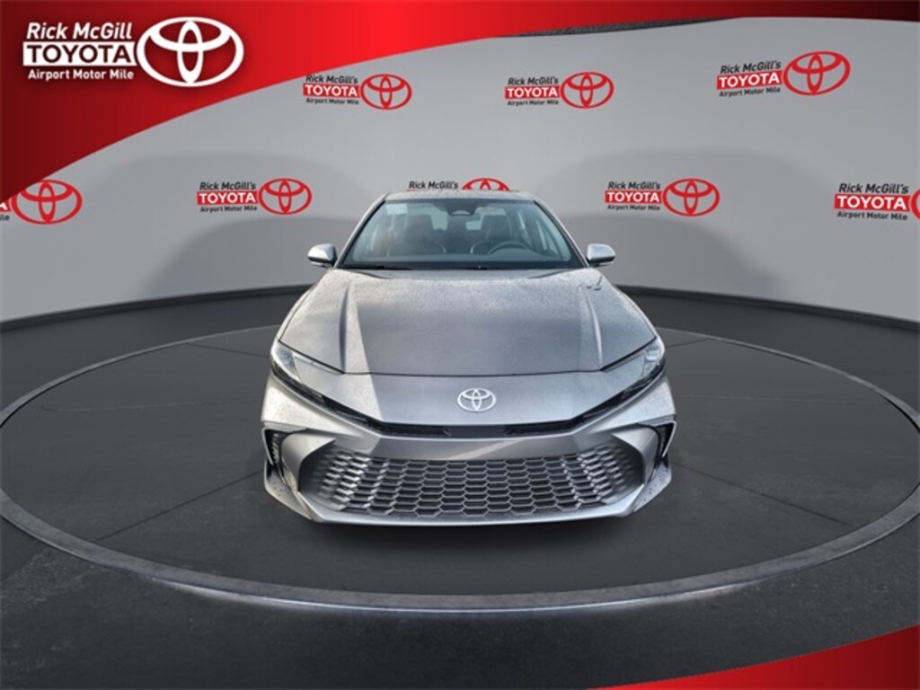 New 2026 Toyota Camry SE Sedan