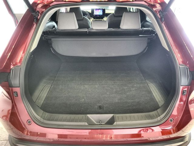 2023 Toyota Venza LE - Photo 23