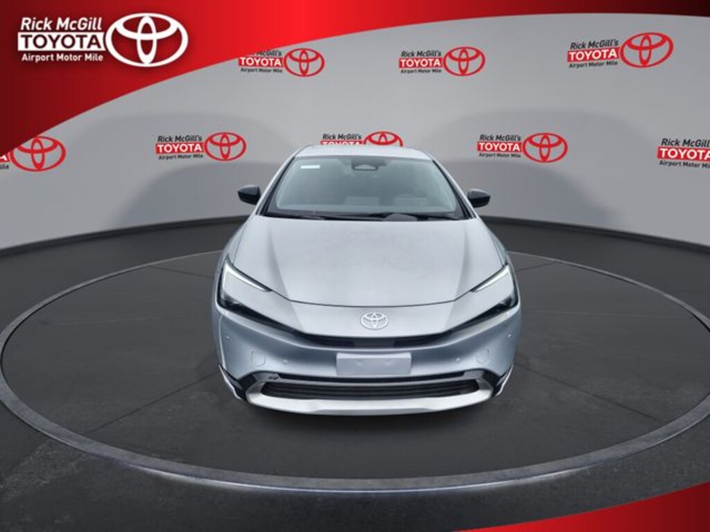 New 2026 Toyota Prius Plug-in Hybrid XSE Hatchback