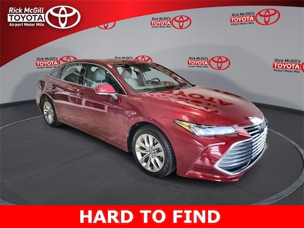 2021 Toyota Avalon XLE Sedan