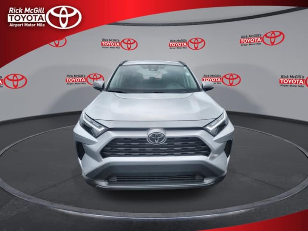 Used 2025 Toyota RAV4 XLE SUV