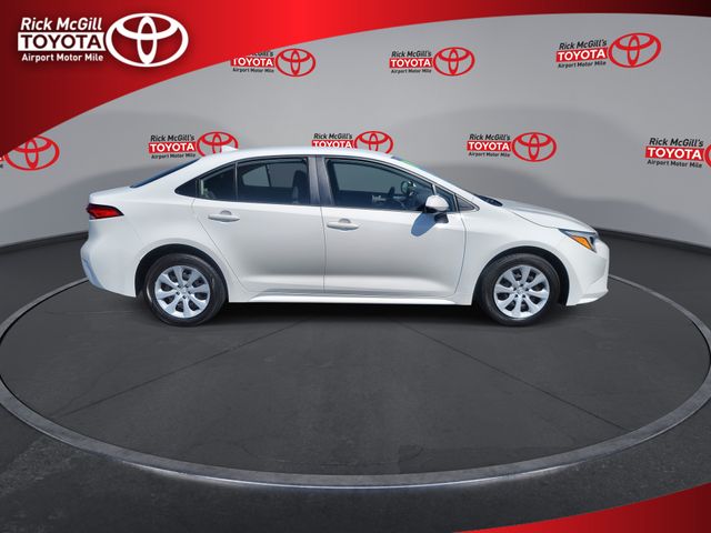2024 Toyota Corolla LE - Photo 9