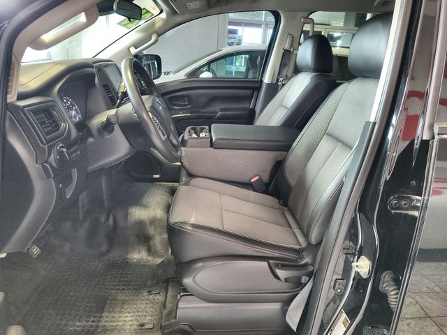 2020 Nissan Titan S - Photo 12