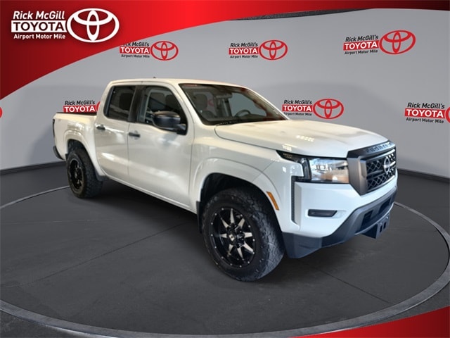 2023 Nissan Frontier S's photo
