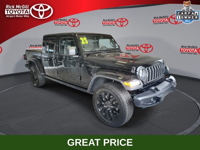 Pre-Owned 2025 Jeep Gladiator Sport