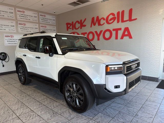 White (Wind Chill Pearl) 2027 Toyota Land Cruiser SUV / Crossover  8-Speed Automatic