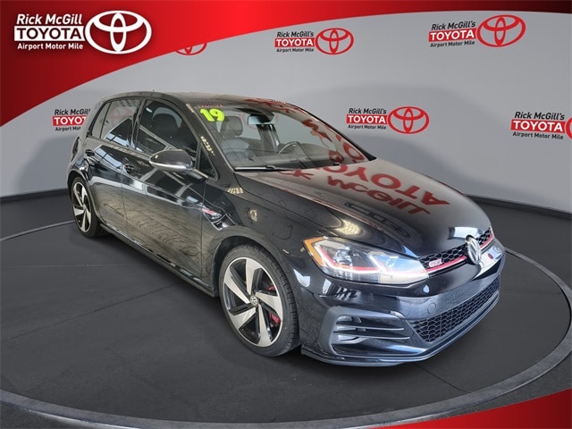 2019 Volkswagen Golf GTI SE's photo