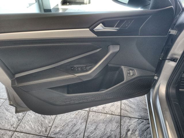 2024 Volkswagen Jetta Sport - Photo 13