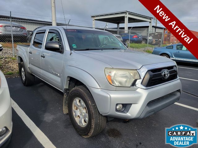2013 Toyota Tacoma 4x4 Doublecab V6 AT's photo