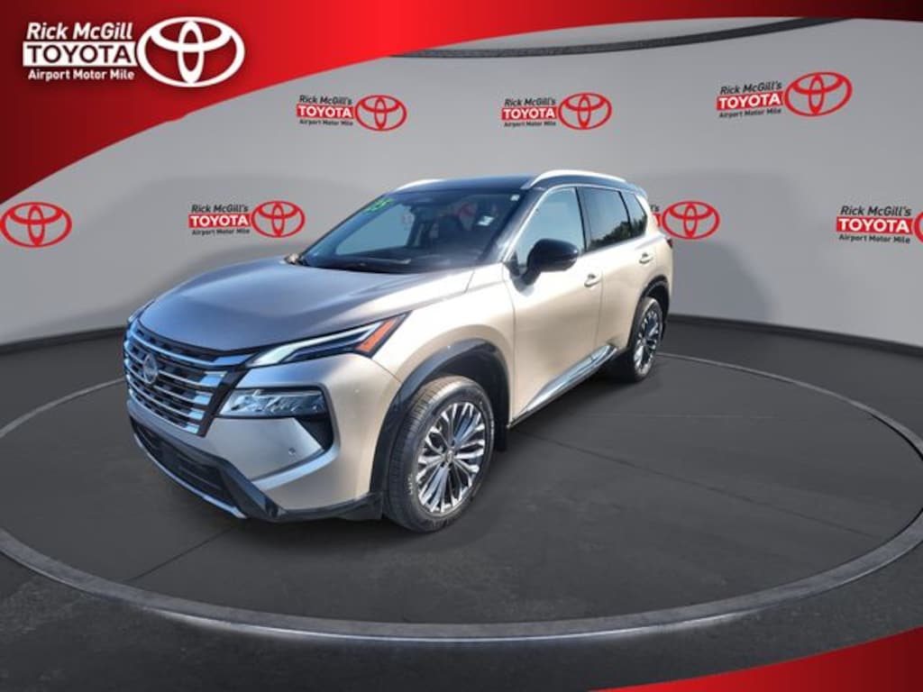 Used 2025 Nissan Rogue Platinum SUV