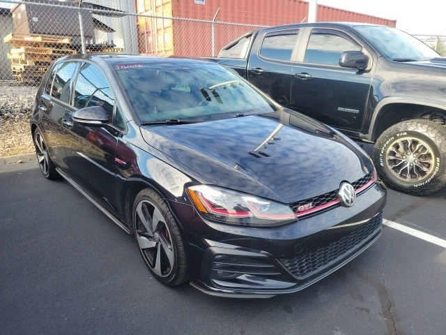 2019 Volkswagen Golf GTI SE