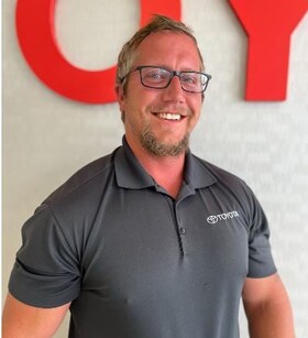 Staff member Alex Miller from ID_d9d066