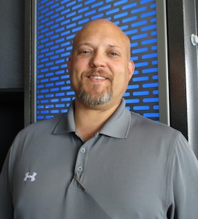 Staff member Chris Dykes from ID_d9d066