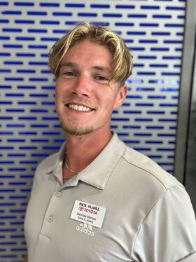 Staff member Nicholas Morrow from ID_d9d066