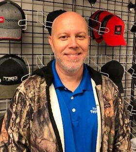 Staff member Michael Norton from ID_1737b0