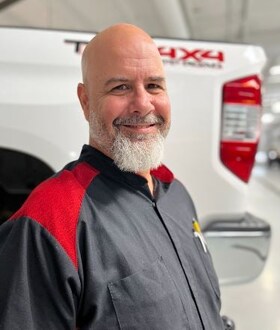 Staff member Jeff Wolf from ID_243965