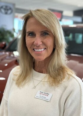 Staff member Teri Godsey from ID_d9d066