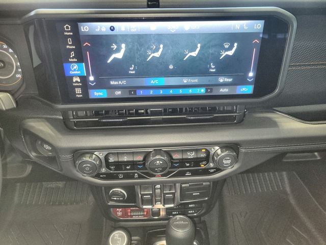 2025 Jeep Gladiator Mojave - Photo 19