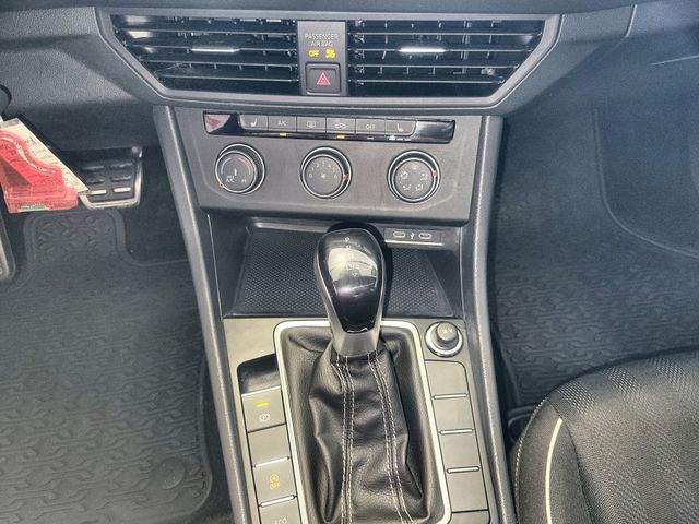 2024 Volkswagen Jetta Sport - Photo 19