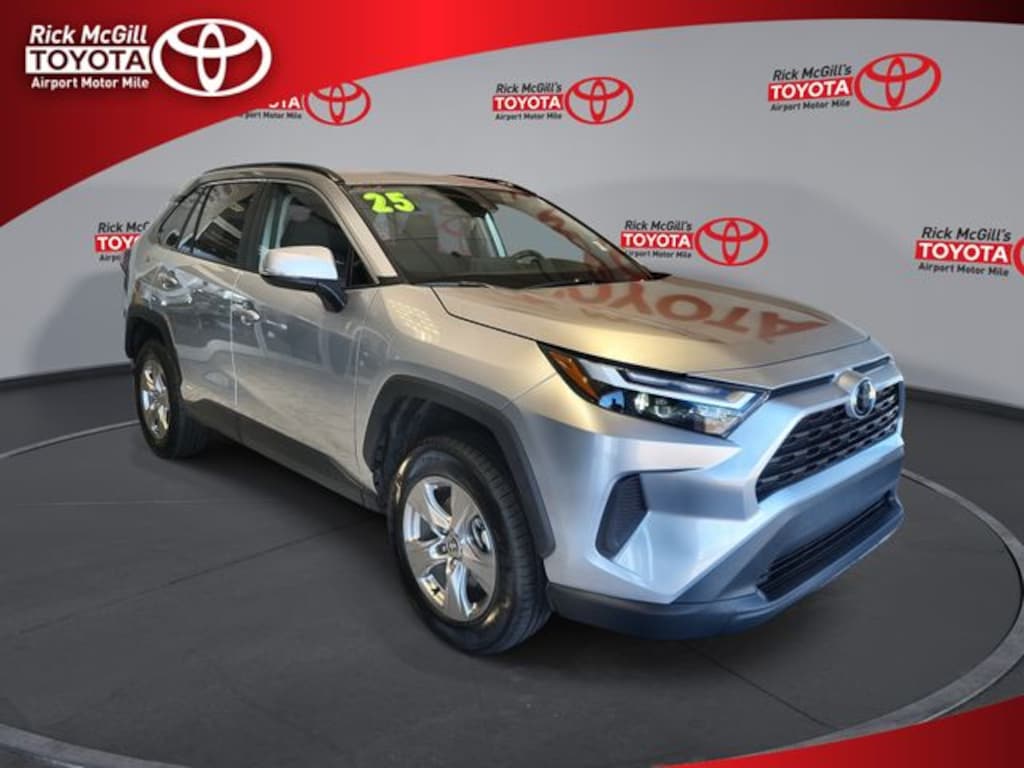 Used 2025 Toyota RAV4 Hybrid LE SUV