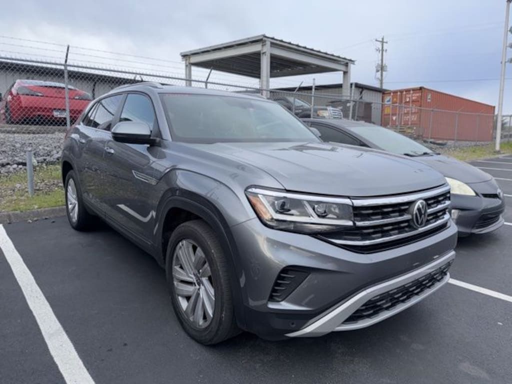 Used 2020 Volkswagen Atlas Cross Sport 2.0T SE w/Technology 4MOTION SUV