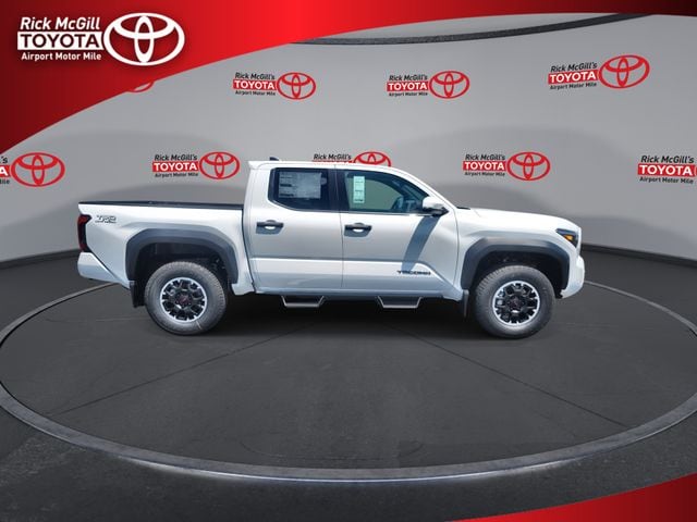 2026 Toyota Tacoma TRD Off Road - Photo 9