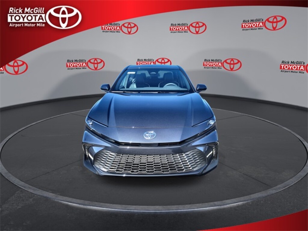 New 2026 Toyota Camry SE Sedan