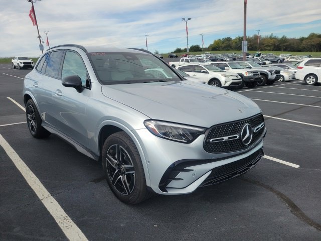 2025 Mercedes-Benz GLC Base
