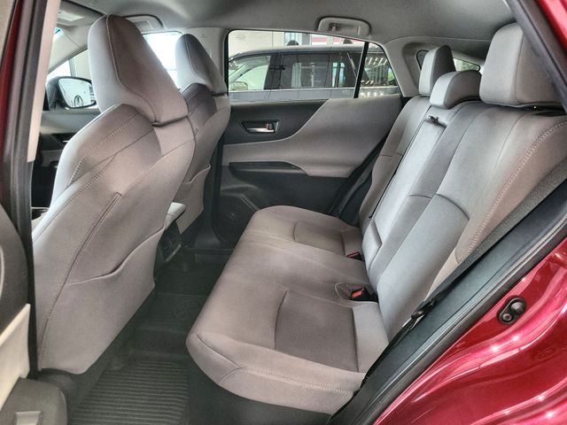 2023 Toyota Venza LE - Photo 22