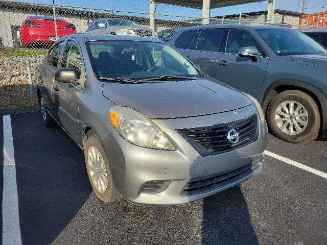 2014 Nissan Versa Sedan S