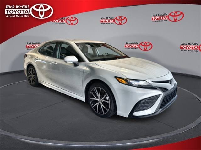 2023 Toyota Camry Sedan 
