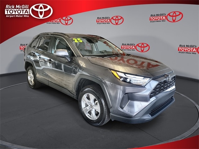2025 Toyota RAV4 Hybrid SUV 