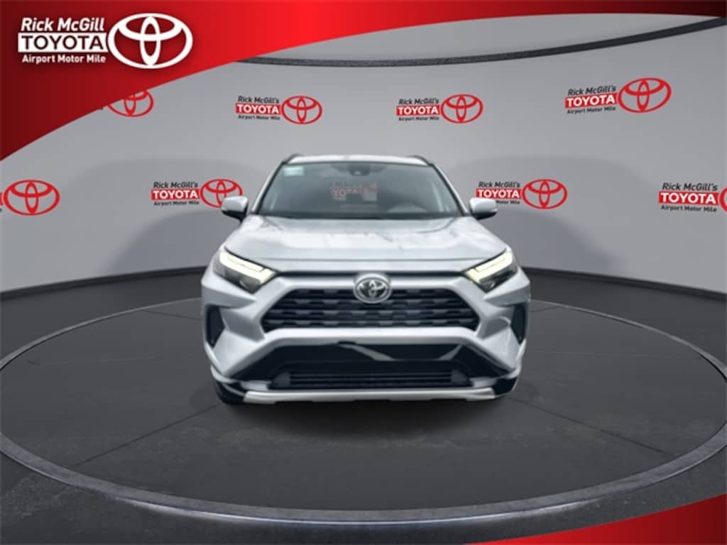 New 2025 Toyota RAV4 Hybrid SE SUV