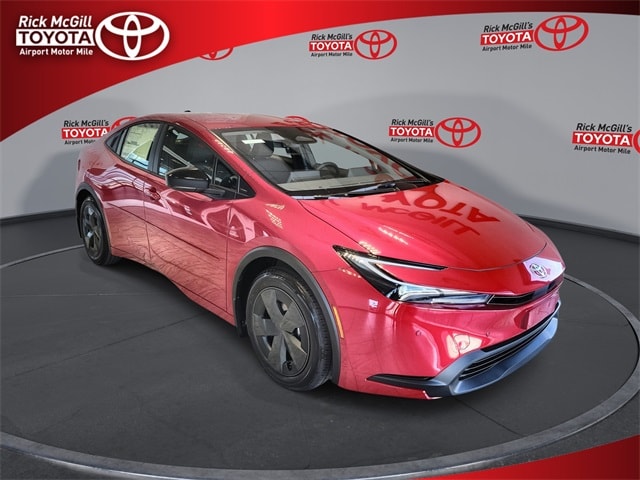 2026 Toyota Prius LE's photo